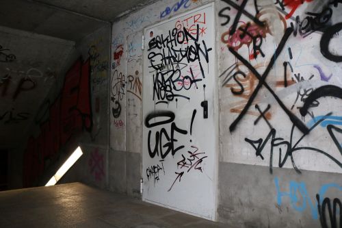 graffiti staircase finish lights