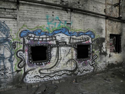 graffiti wall cologne