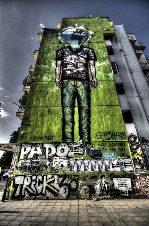 graffiti building hdr