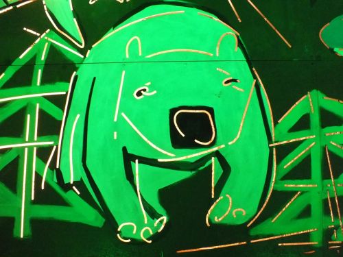 graffiti neon the bear