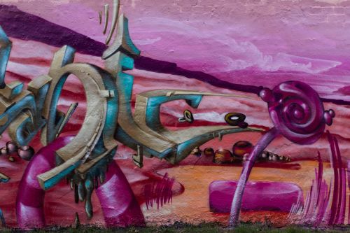 graffiti pink mural