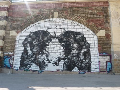 graffiti street art bull