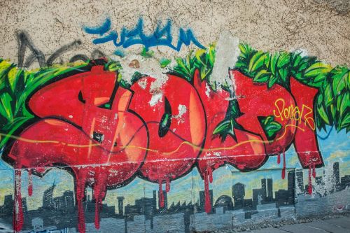 graffiti milan wall