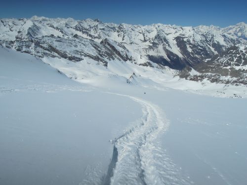 gran paradiso mountains ski mountaineering