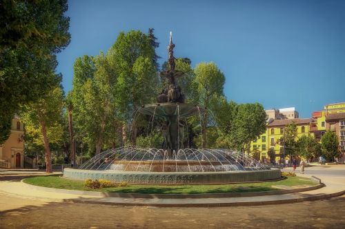 granada fountain spain