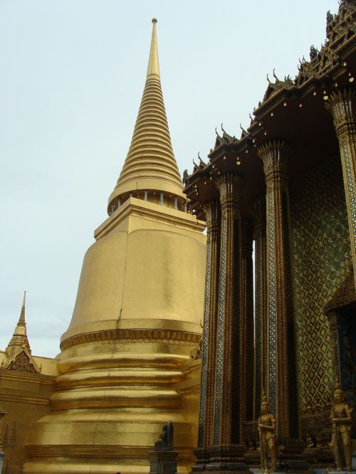 grand palace temple buddhism