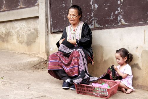 grandma working thailand
