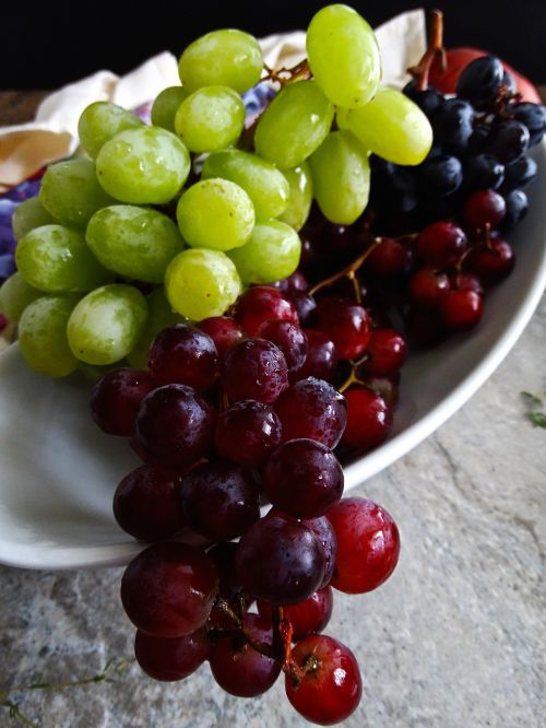 grapes fruit fresh