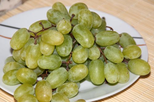 grapes fruit green grapes