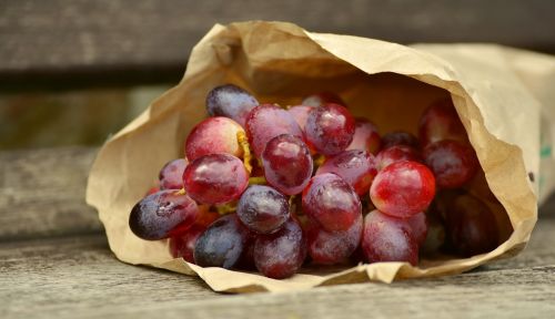 grapes red grapes bag