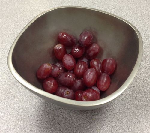 grapes red pewter