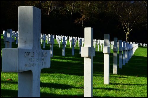 graves american cemetery