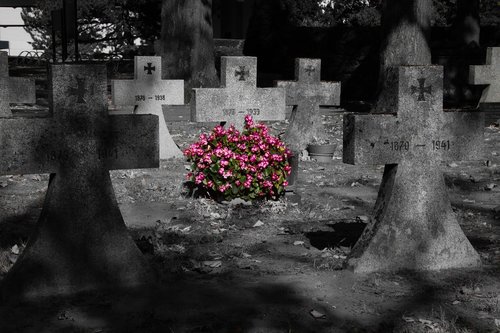 graves  mourning  cemetery