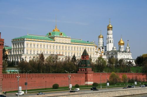 great kremlin palace white wide