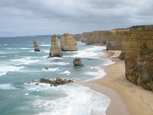 great ocean road australia twelve apostles