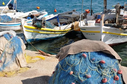 greece port boat hellas