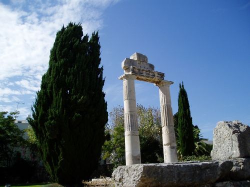 greek archaeology columns