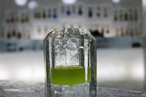 green drink ice bar