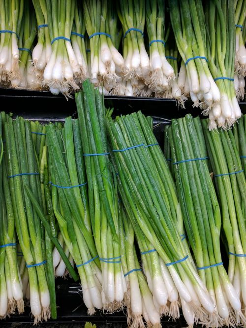 green onions grocery store food