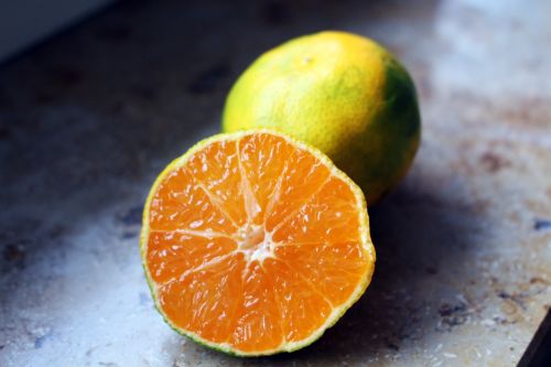 green tangerine citrus fruit tangerines