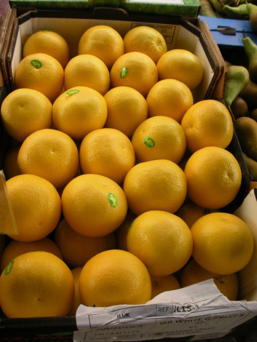 greengrocer fruit crate grapefruit