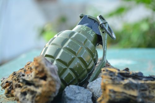 grenade rock nikon