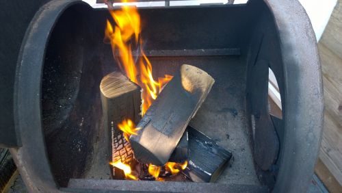 grill fire wood