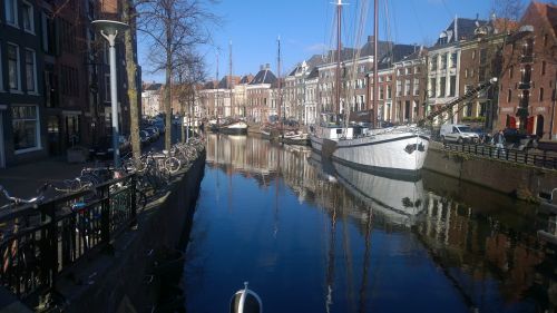 groningen canal boats