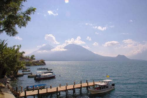 guatemala san-pedro lake