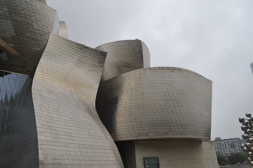 guggenheim  art  museum