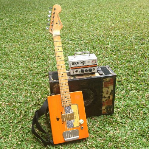 guitar amplifier speaker