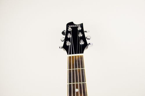 guitar head strings