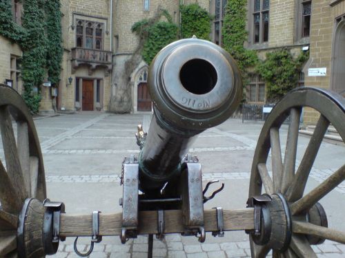 gun hohenzollern middle ages