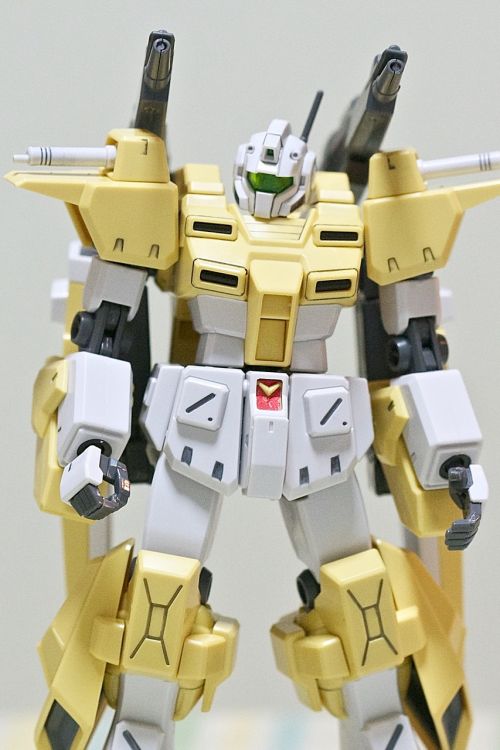 gundam robot toy