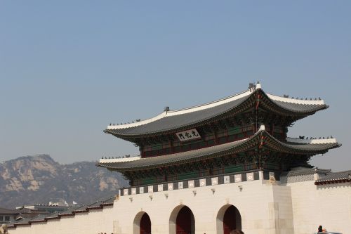 gyeongbuk palace seoul historical