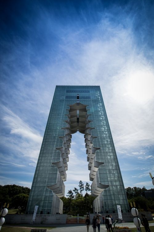 gyeongju tower building race travel