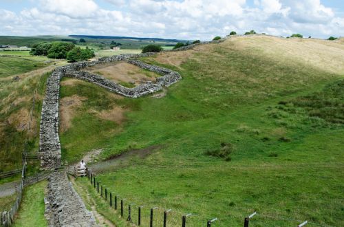 Hadrian&#039;s Wall