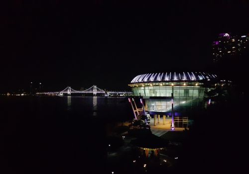 haeundae beach nuri flooring night view