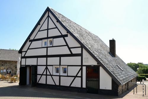 half-timbered house house valkenburg