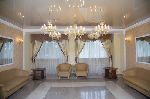 hall  chandelier  interior