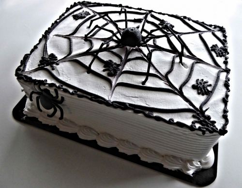 halloween spider cake chocolate white frosting sweet