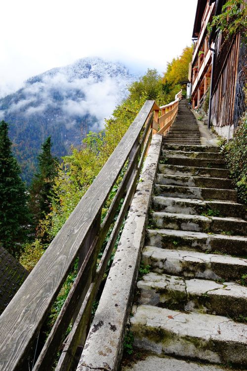 hallstatt stairs walk