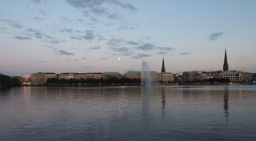 hamburg alster water