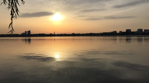 hamburg  alster  sunrise