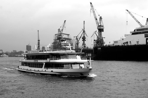 hamburgensien  port motifs  harbour cruise