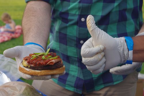 hamburger thumbs-up good