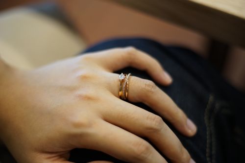 hand ring wedding ring