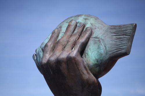 hand butt sculpture