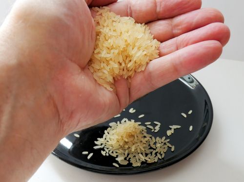handful of rice rice rice bowl