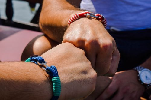 hands friendship bracelets
